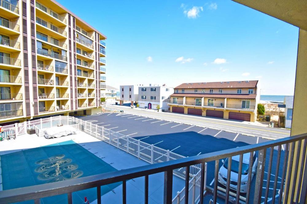 Seatime 303S Condo